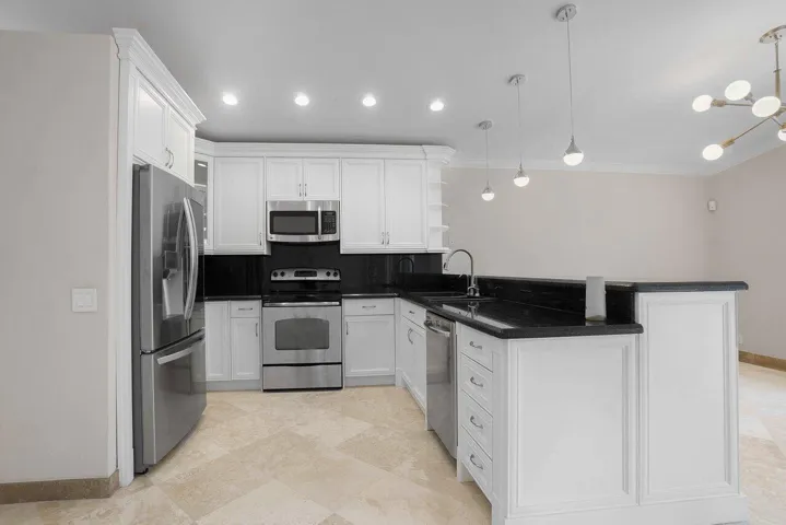 015-660Northwest45thAvenue-DeerfieldBeac