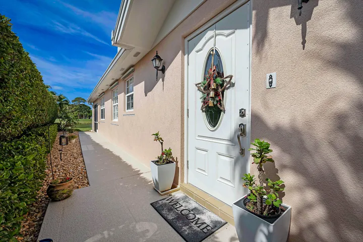 Entry walkway