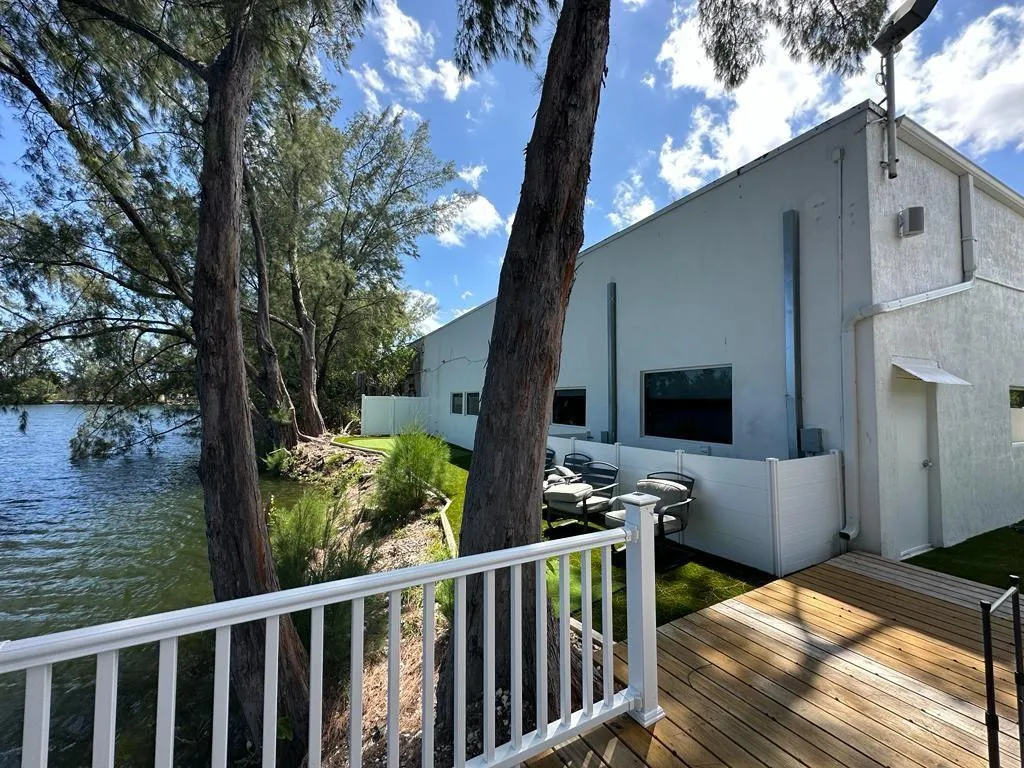 Property photo 31