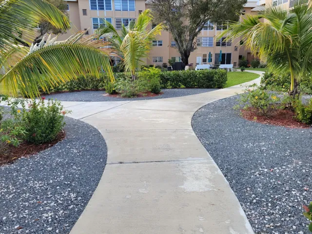 Garden Path (1)