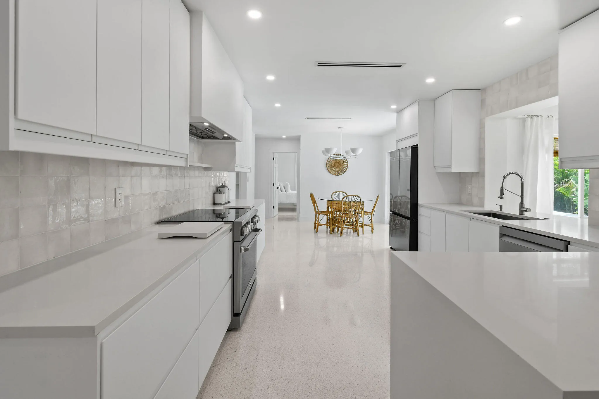 3315NE31stAve(25)