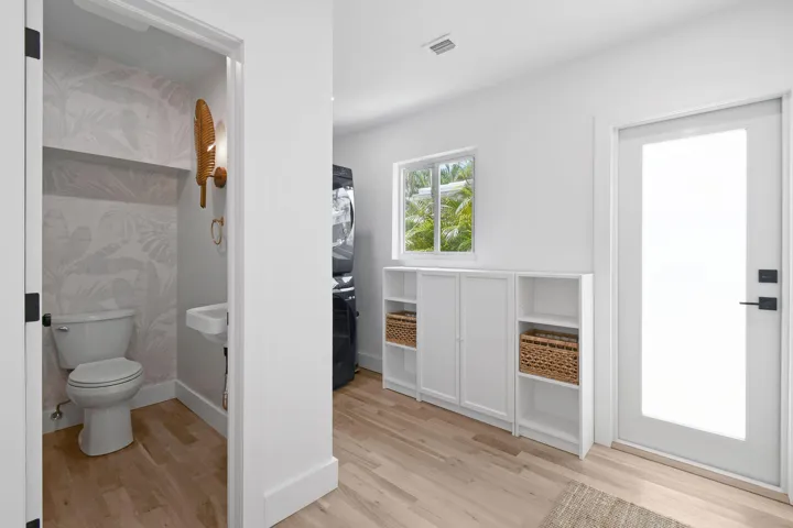 3315NE31stAve(71)