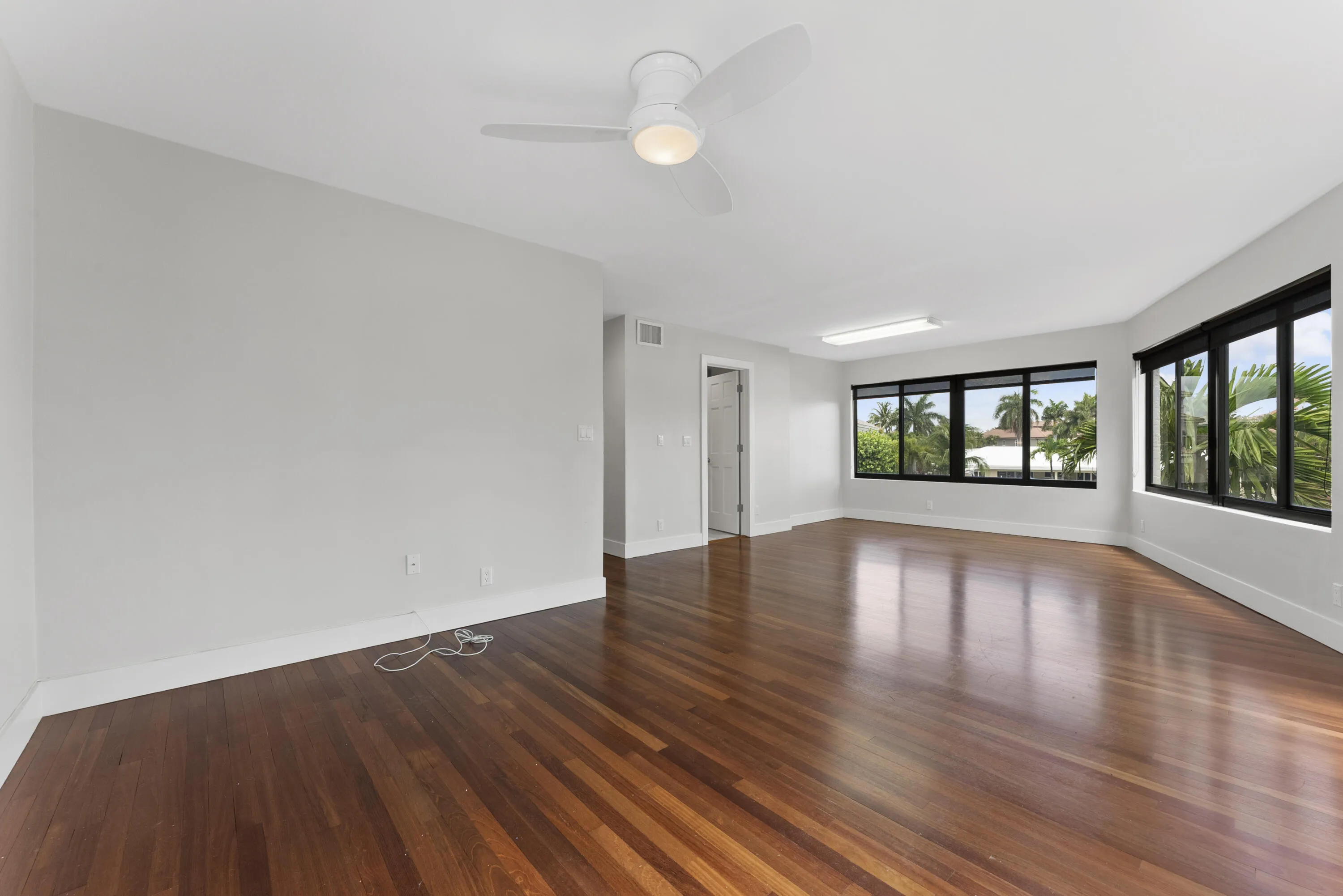 Property photo 64
