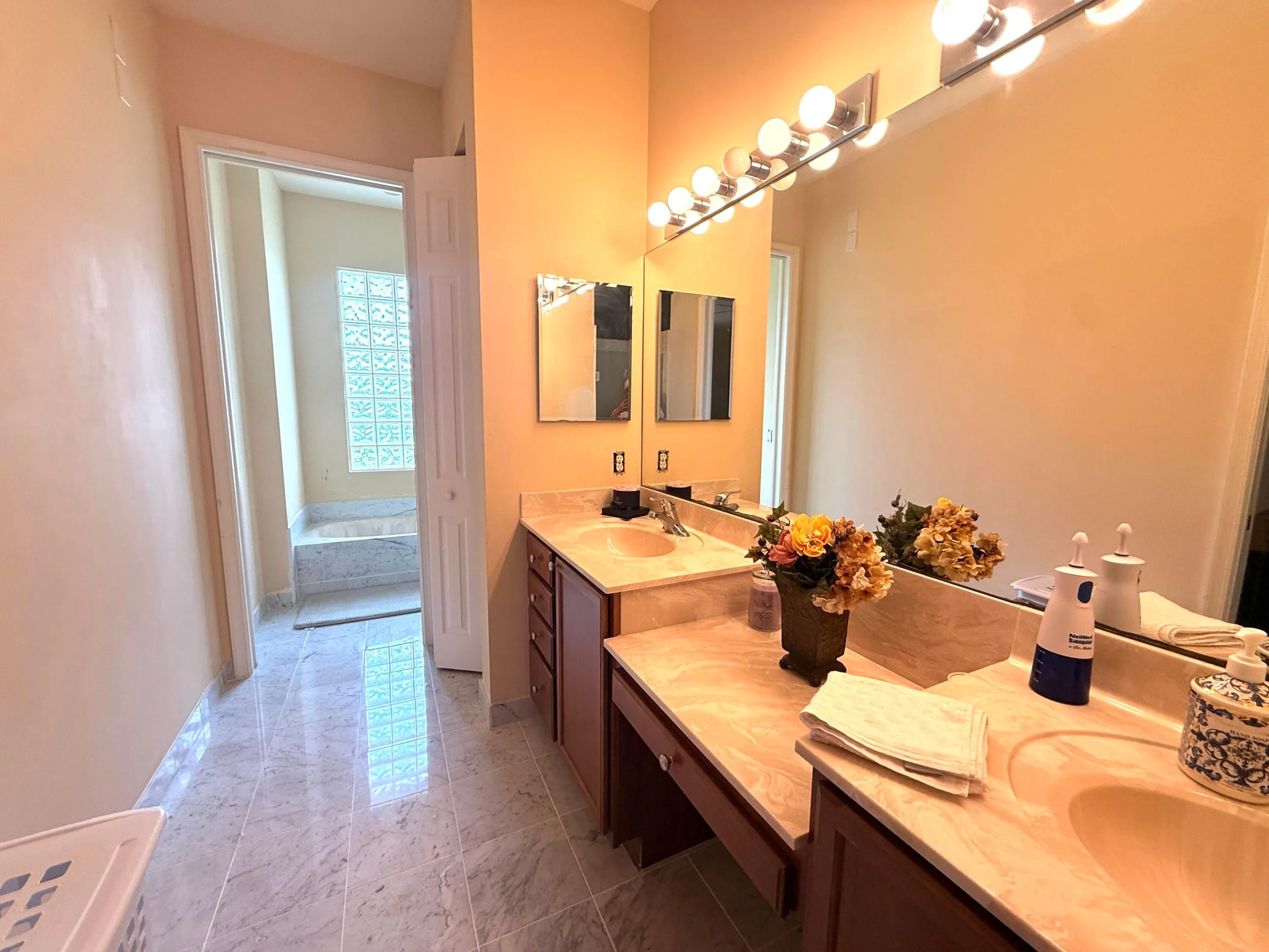 Property photo 77