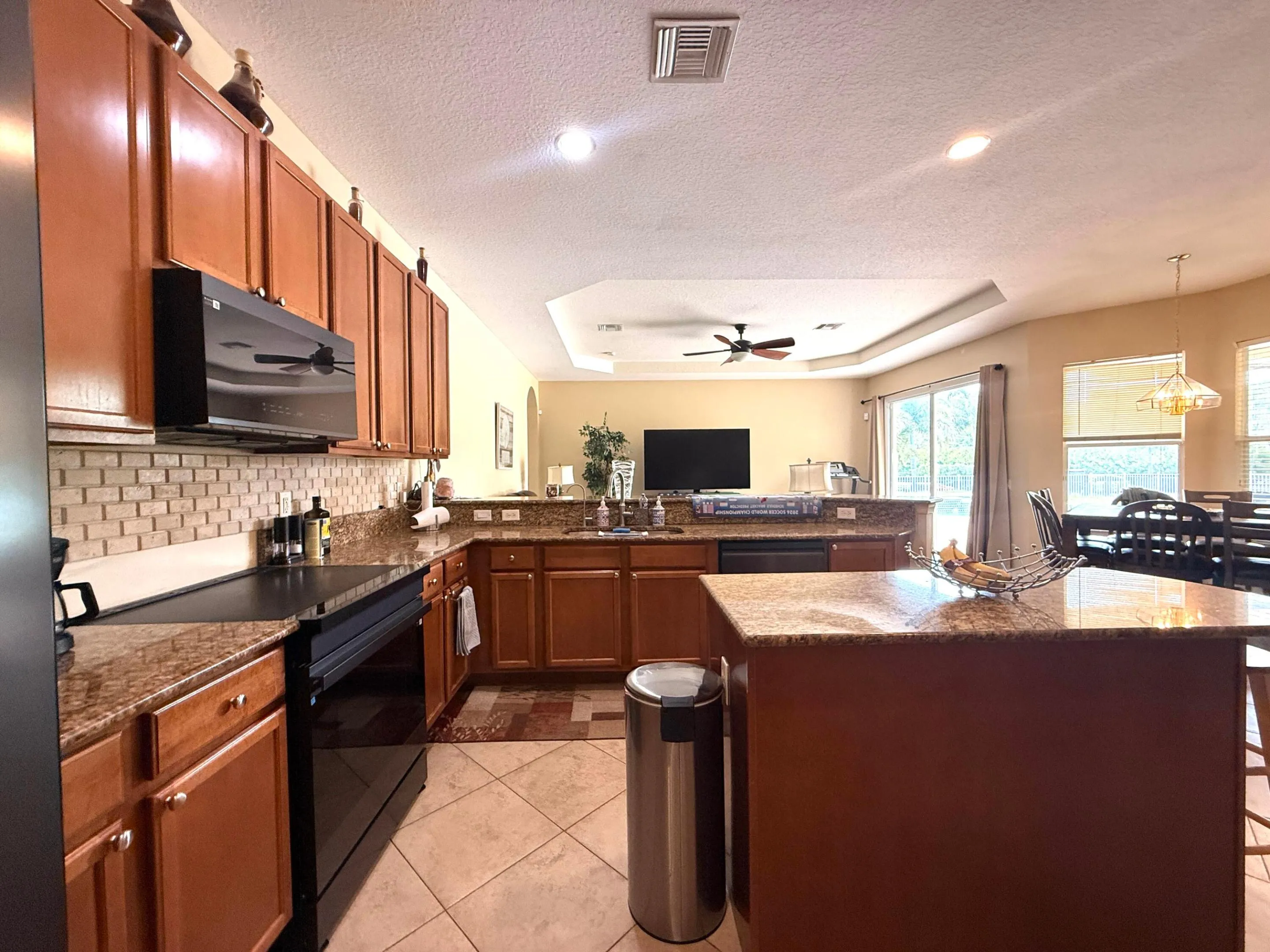 Property photo 93
