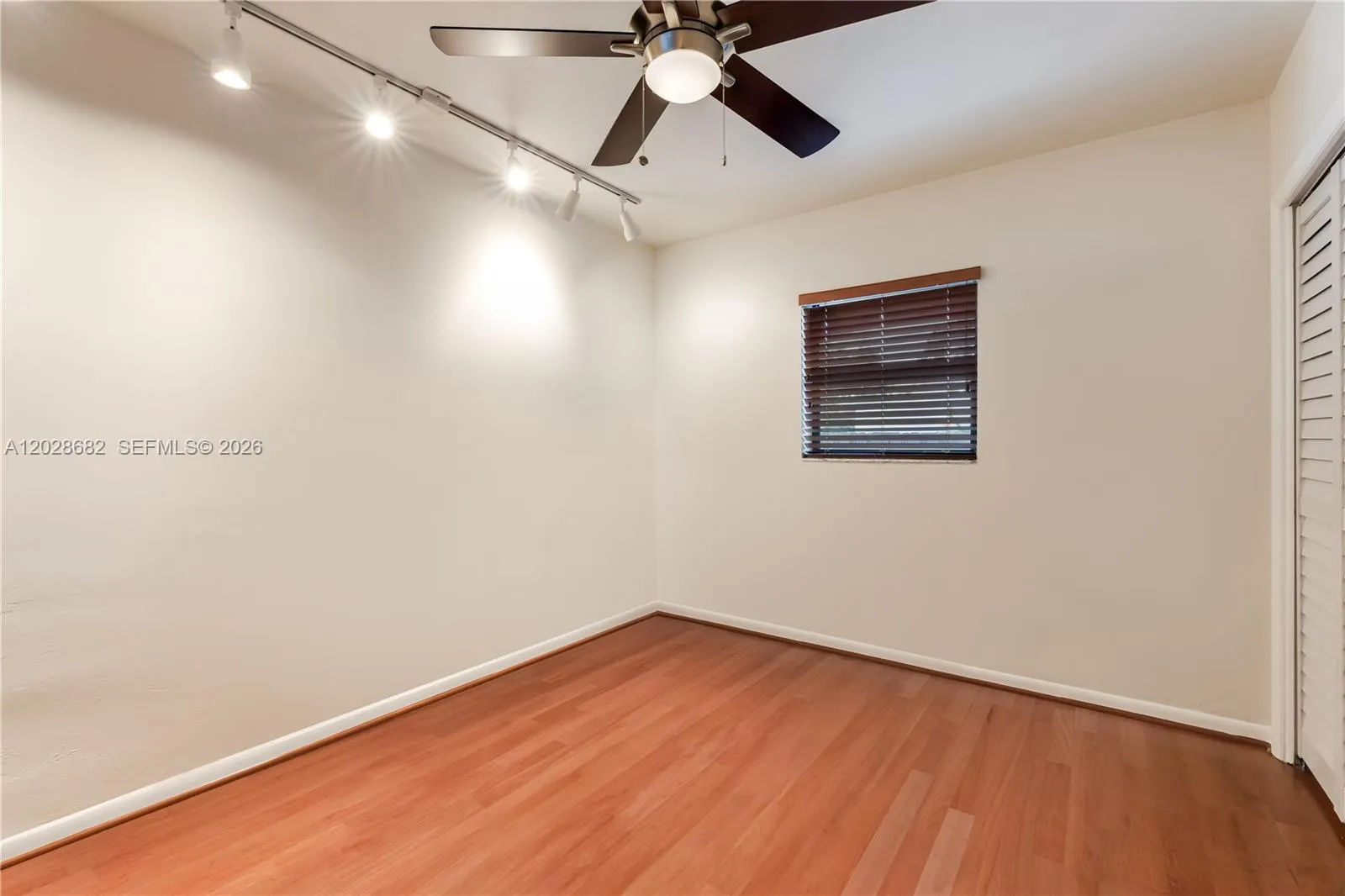 Property photo 74