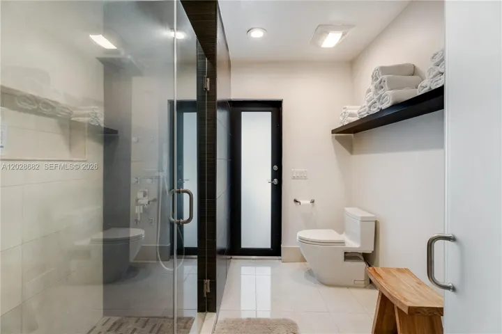 Photo 38