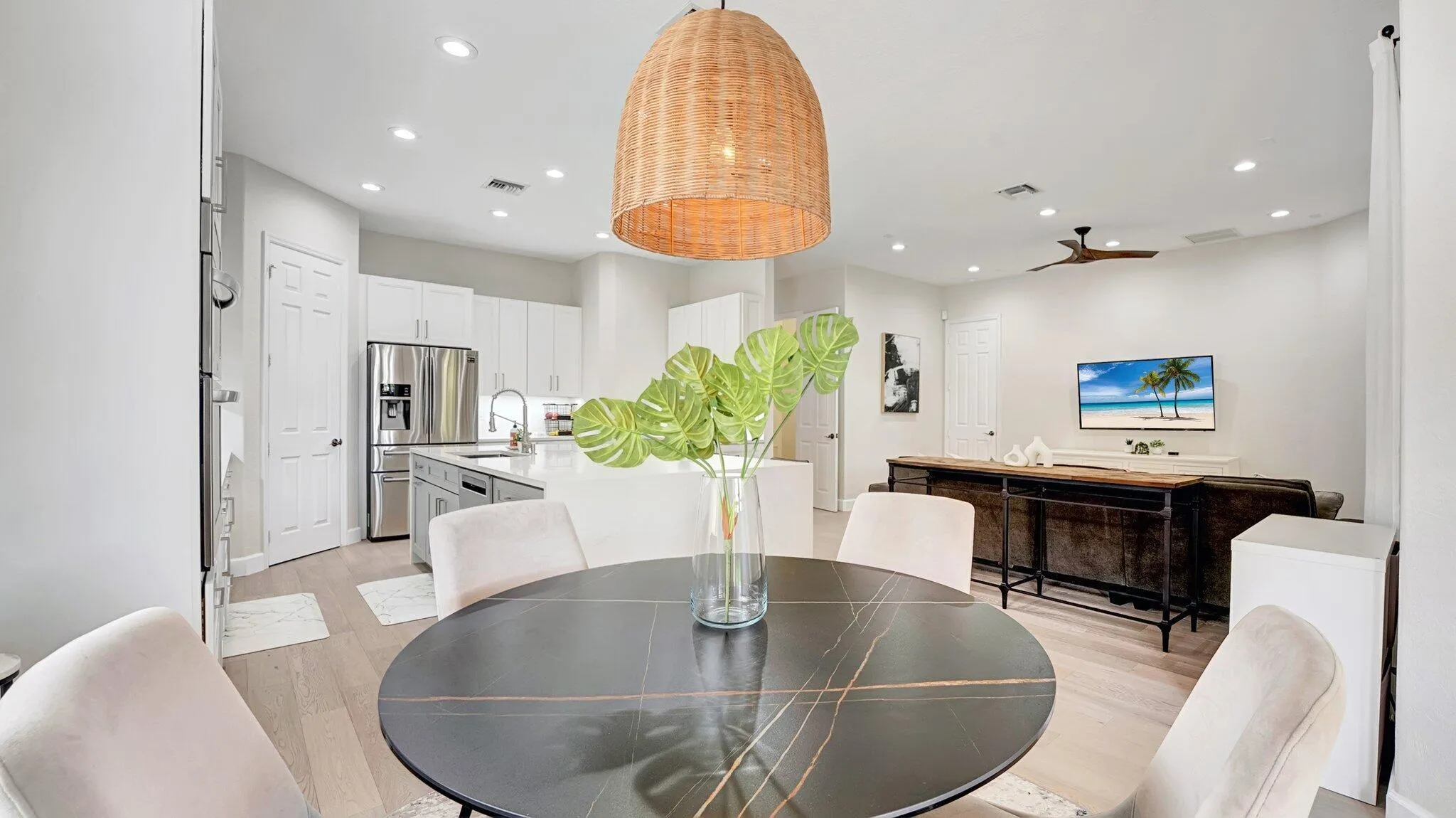 breakfast nook 1