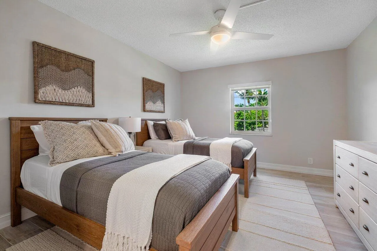 020-950DeSotoRoad-BocaRaton-FL-33432-SMA