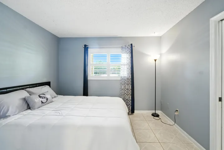 bedroom 2 pic 2
