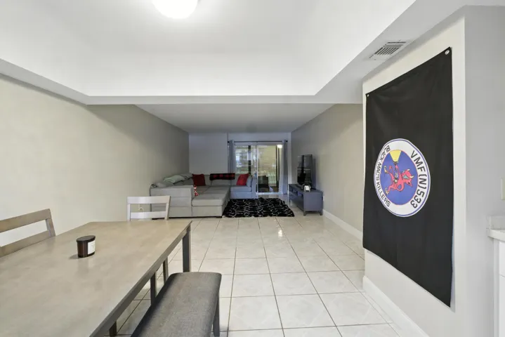 Livingroom-dining area