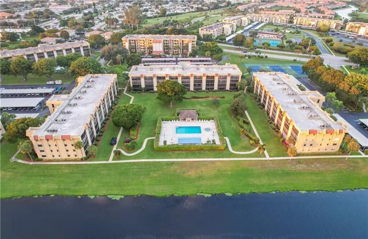 Ariel View of bildg