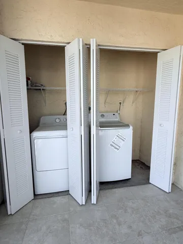 Full washer and dryer
