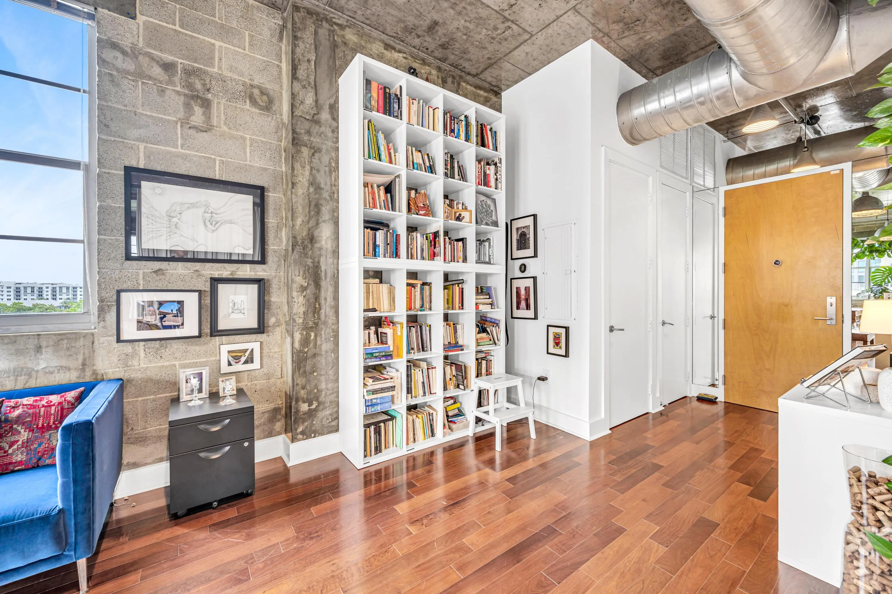 410 NW 1ST -27