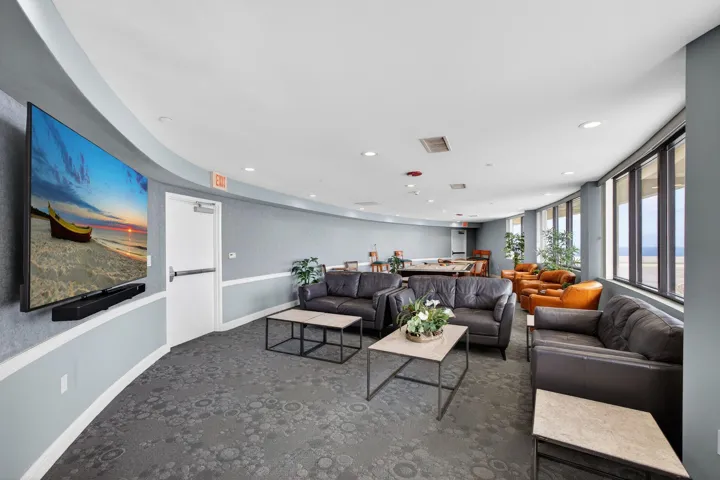 Boardroom Lounge