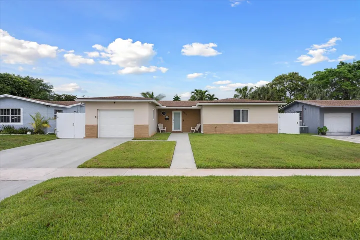 01-6515 SW 8th Pl, North Lauderdale-9