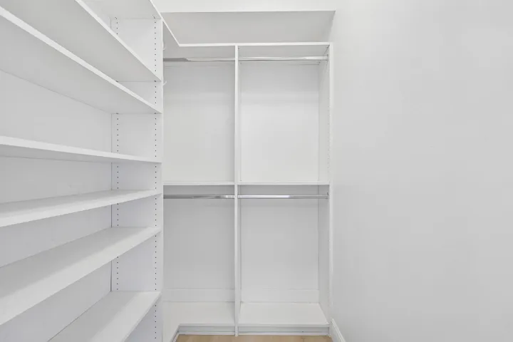 21-web-or-mls-Lake Shore Dr 1202-S0705-0