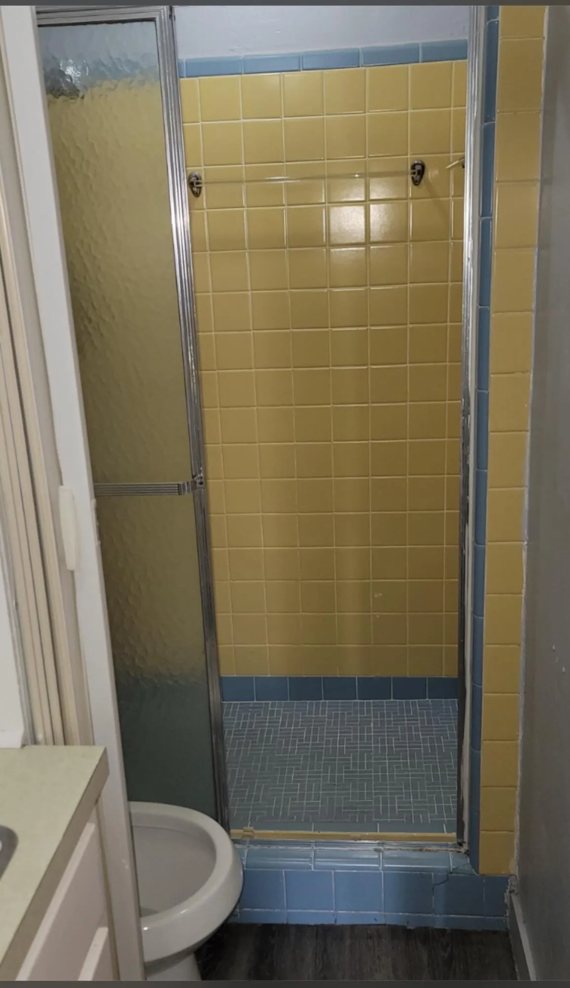 SHOWER IN EFFICIENCY