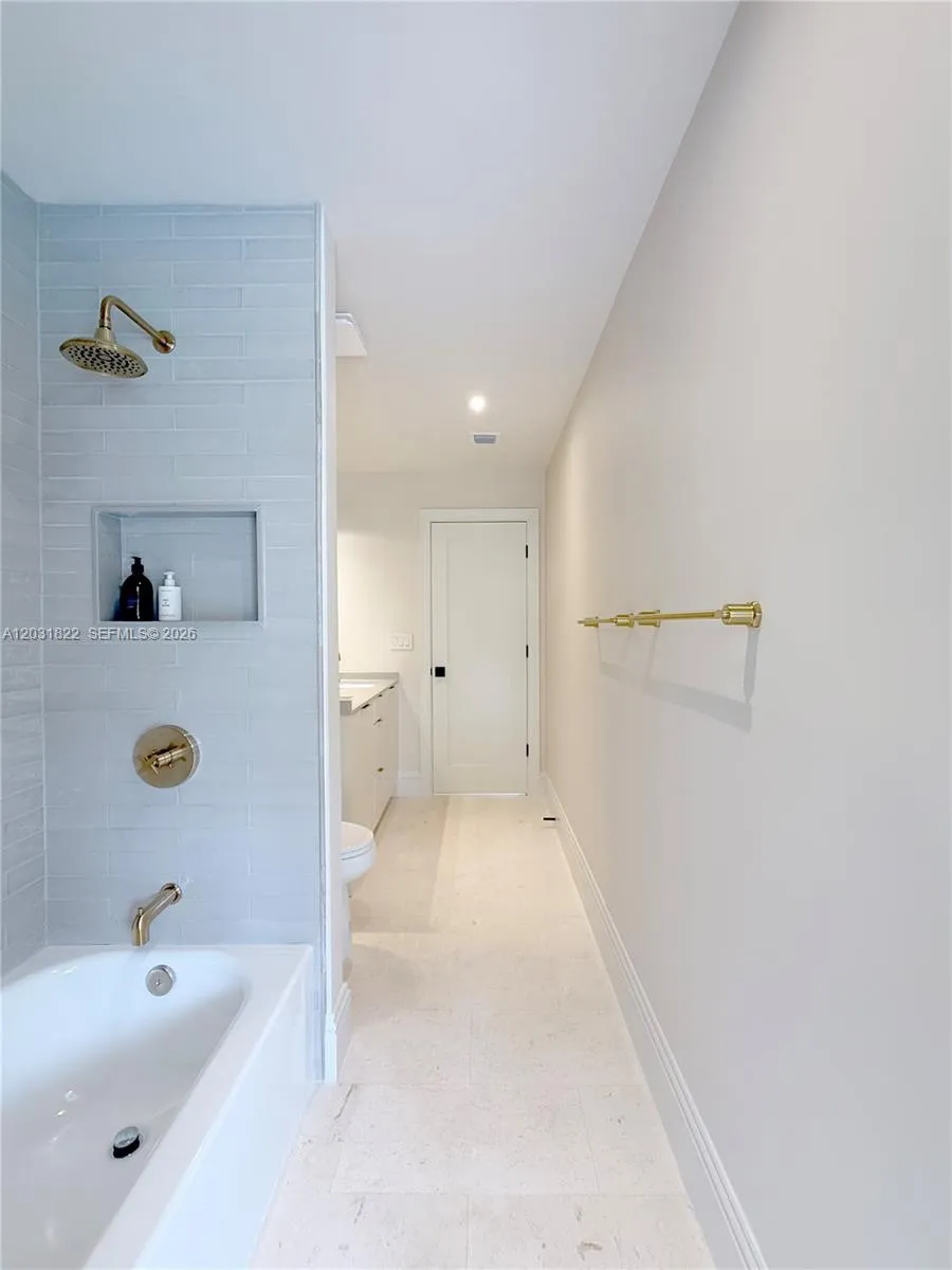 Property photo 84