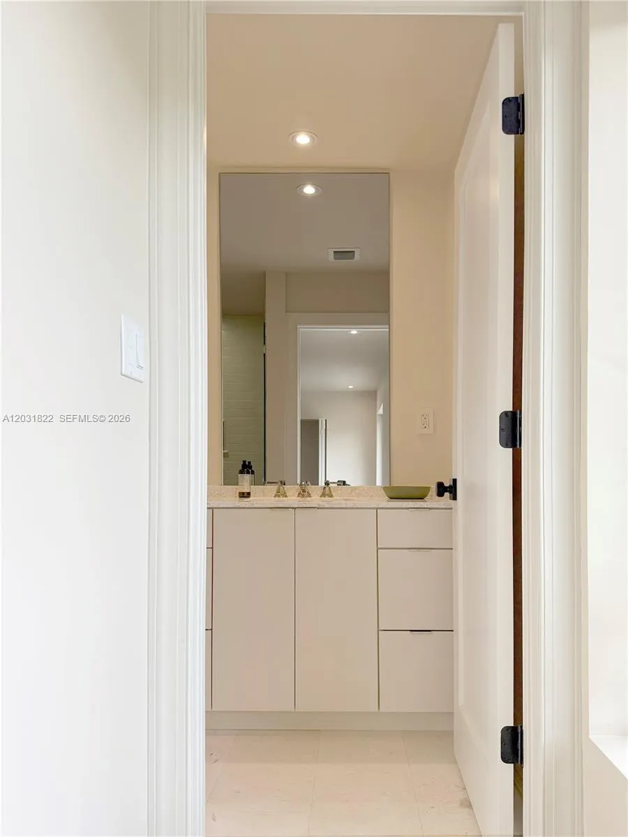 Property photo 103