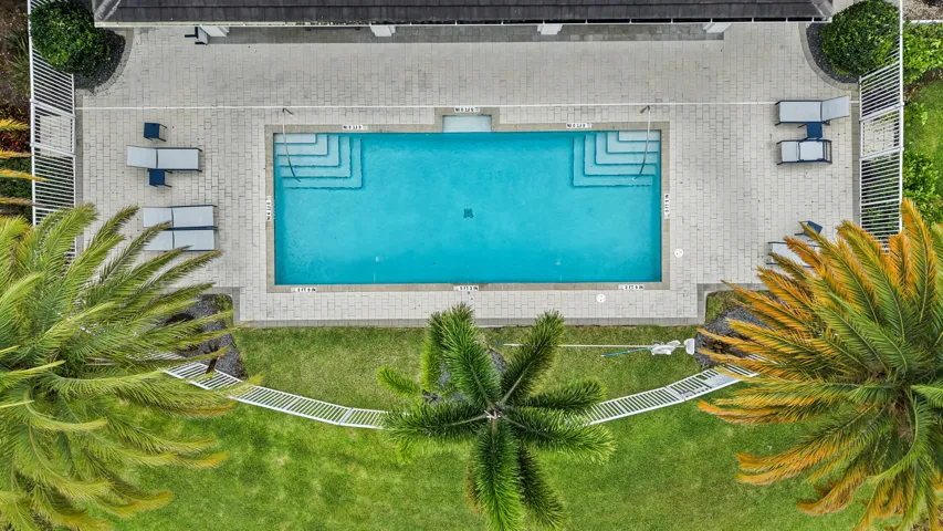 38_pbg + pool 02