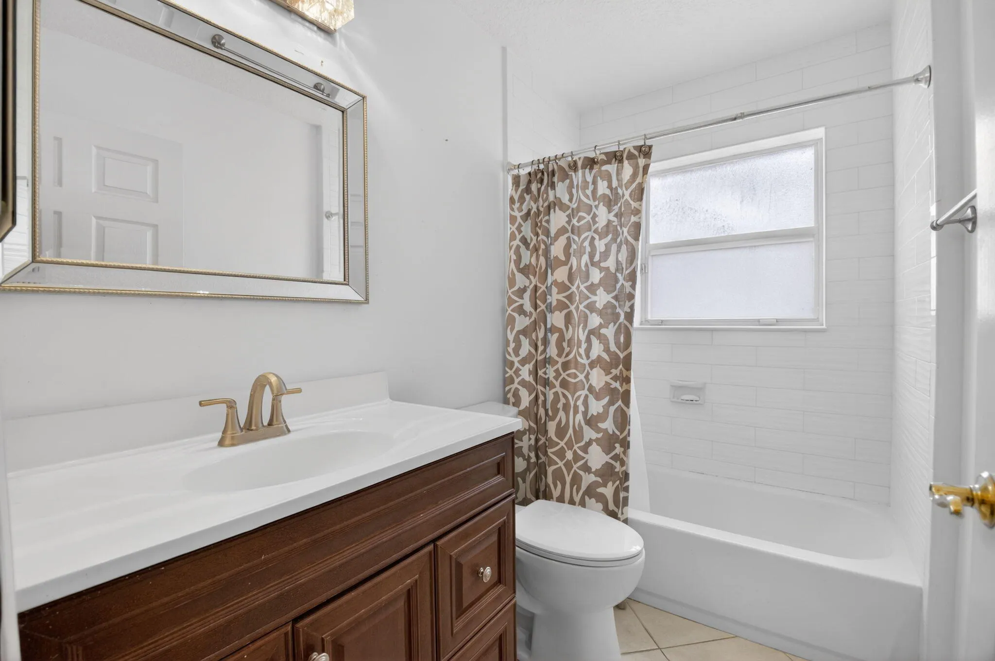 2nd bathroom