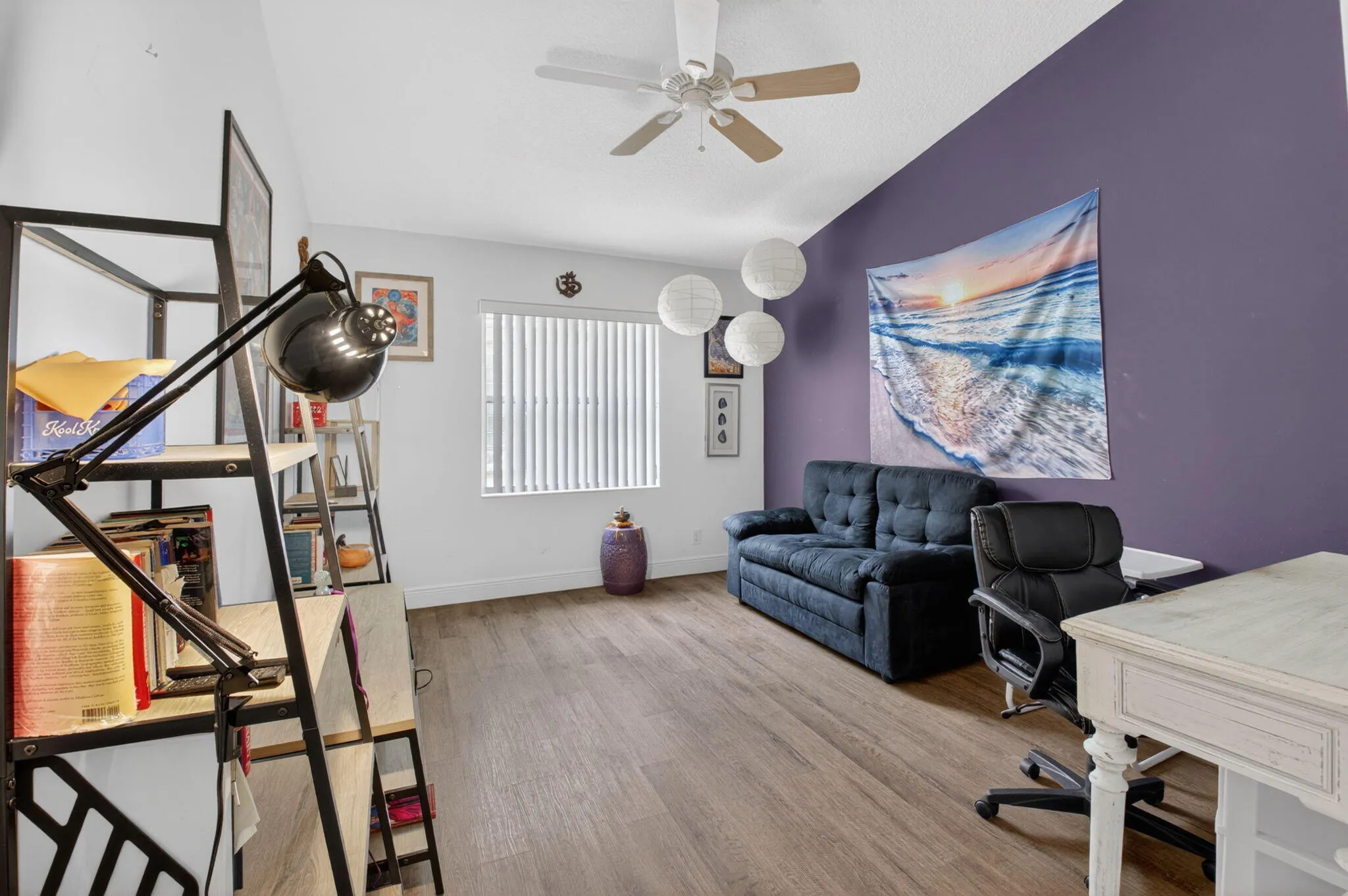 This room does not have a closet but one can be added.