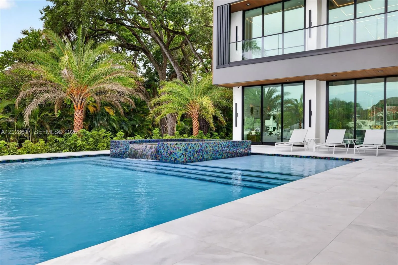 Property photo 233