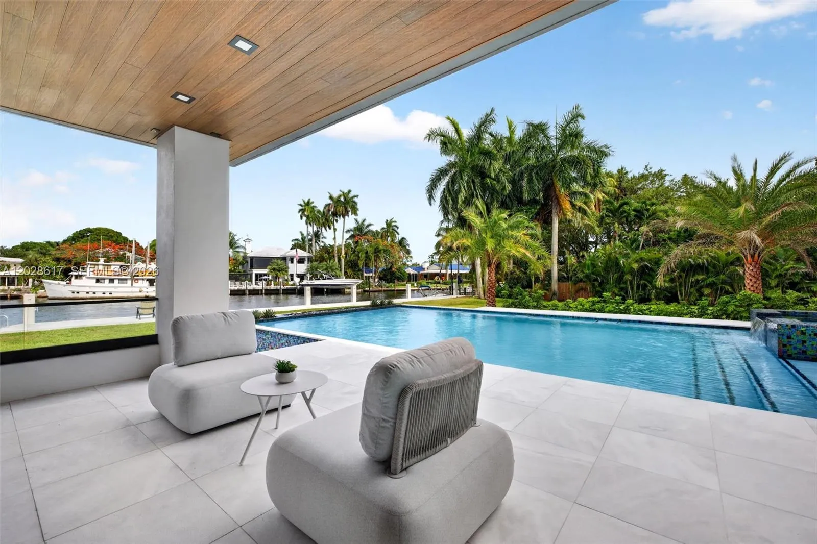 Property photo 213