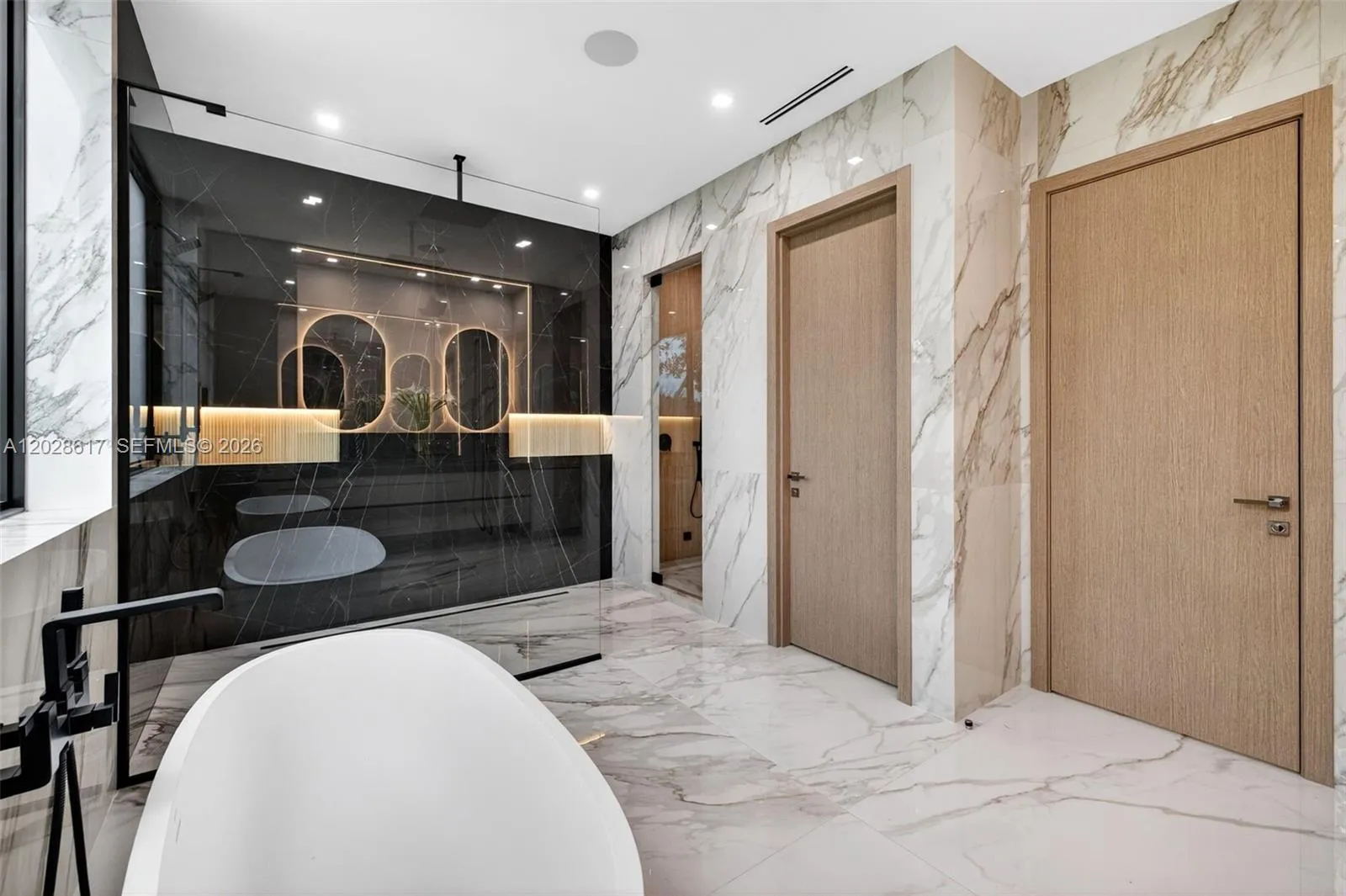Property photo 161