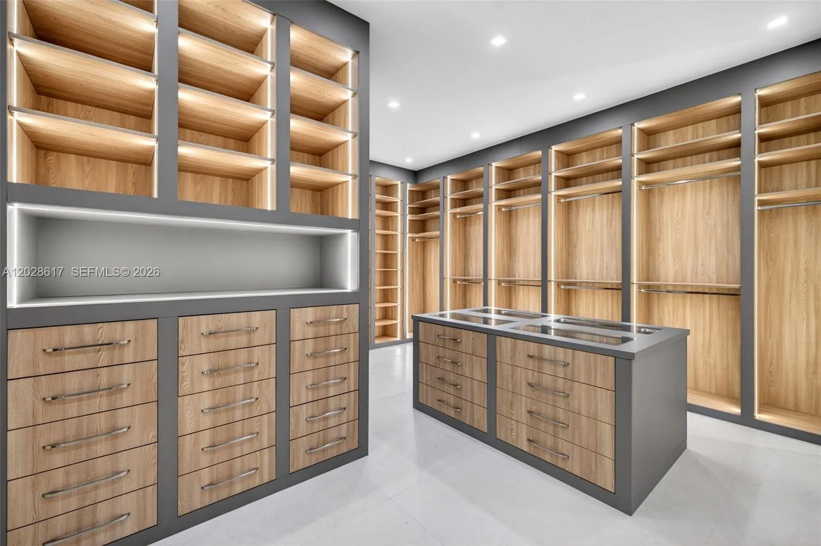 Property photo 172