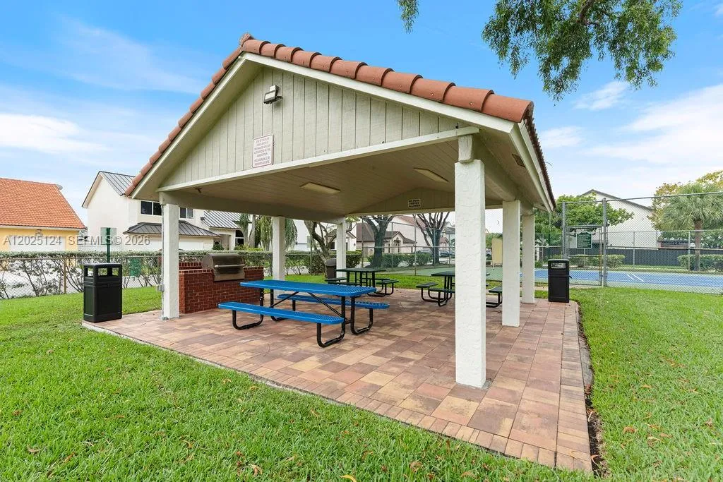 Property photo 37