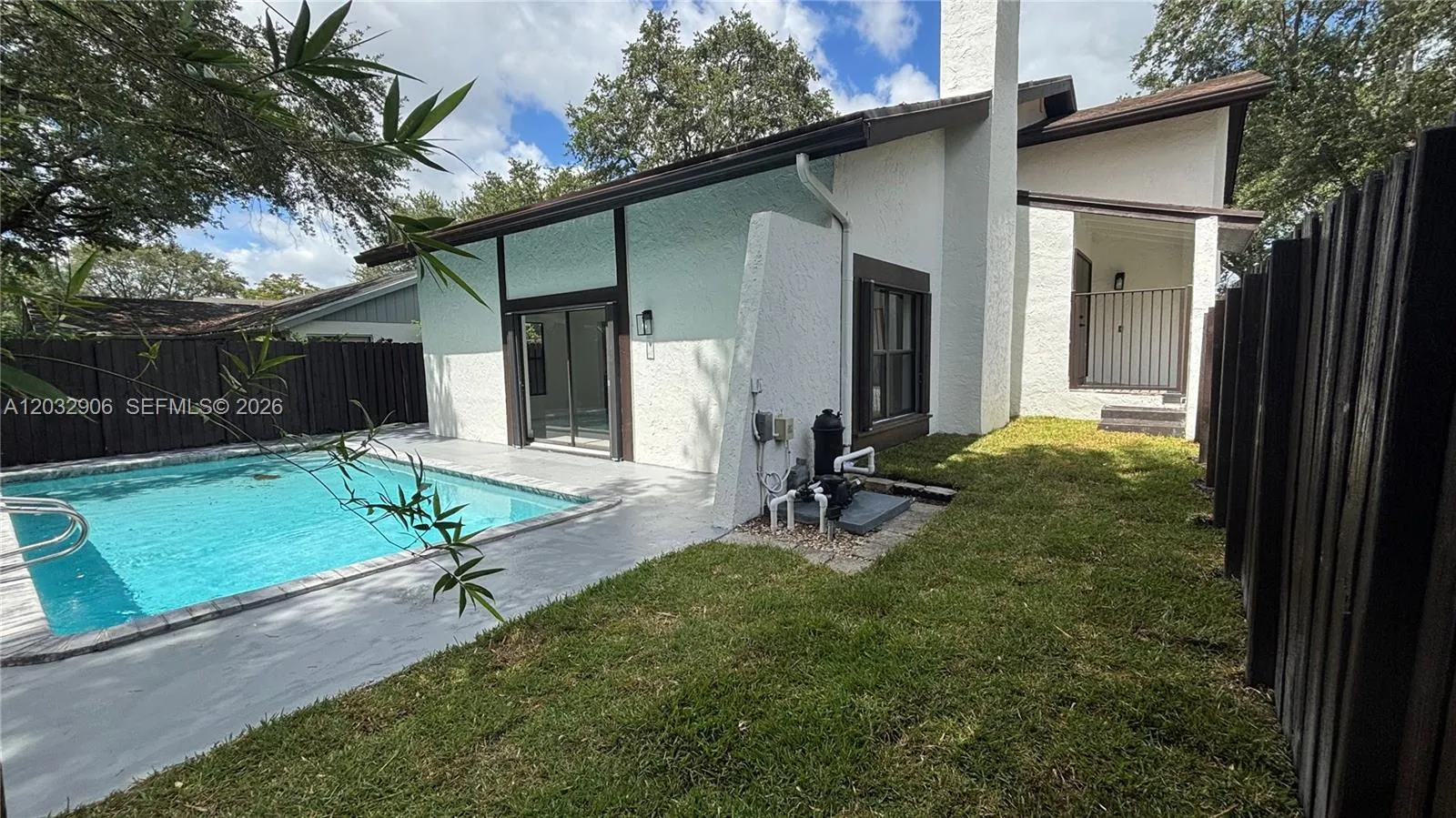 Property photo 125