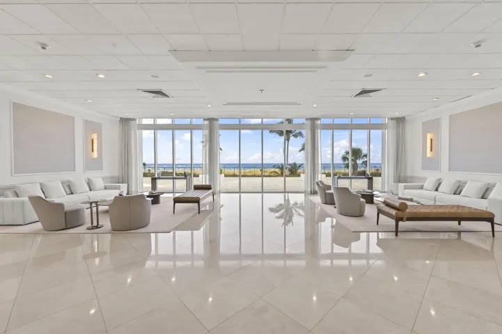 OCEANFRONT Entrance Lobby