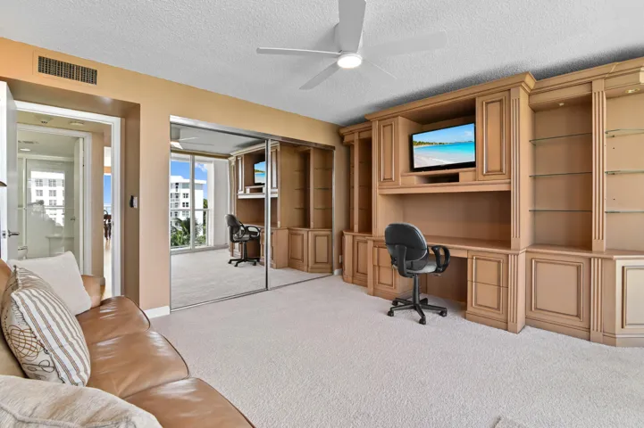 Guest Bedroom-Office-Den