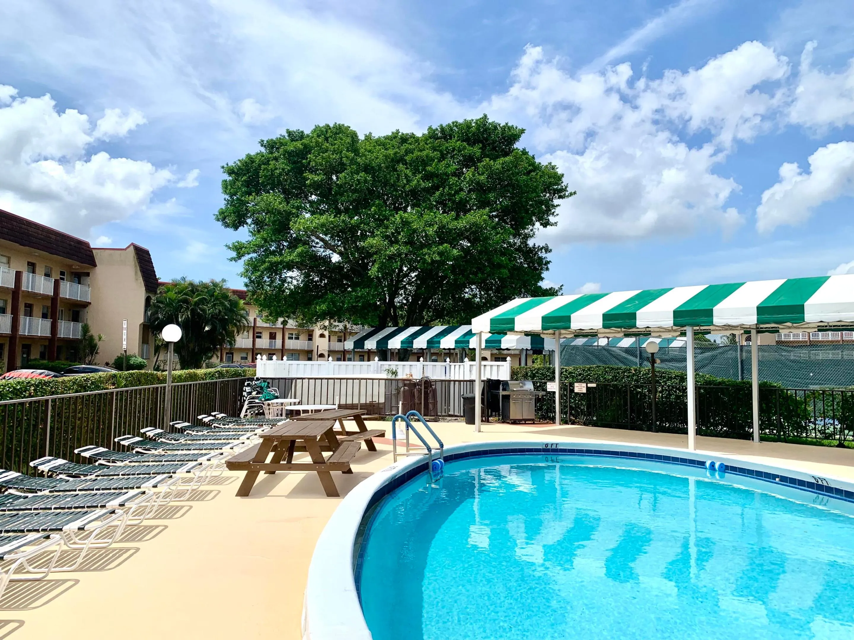IMG_2912 Pool