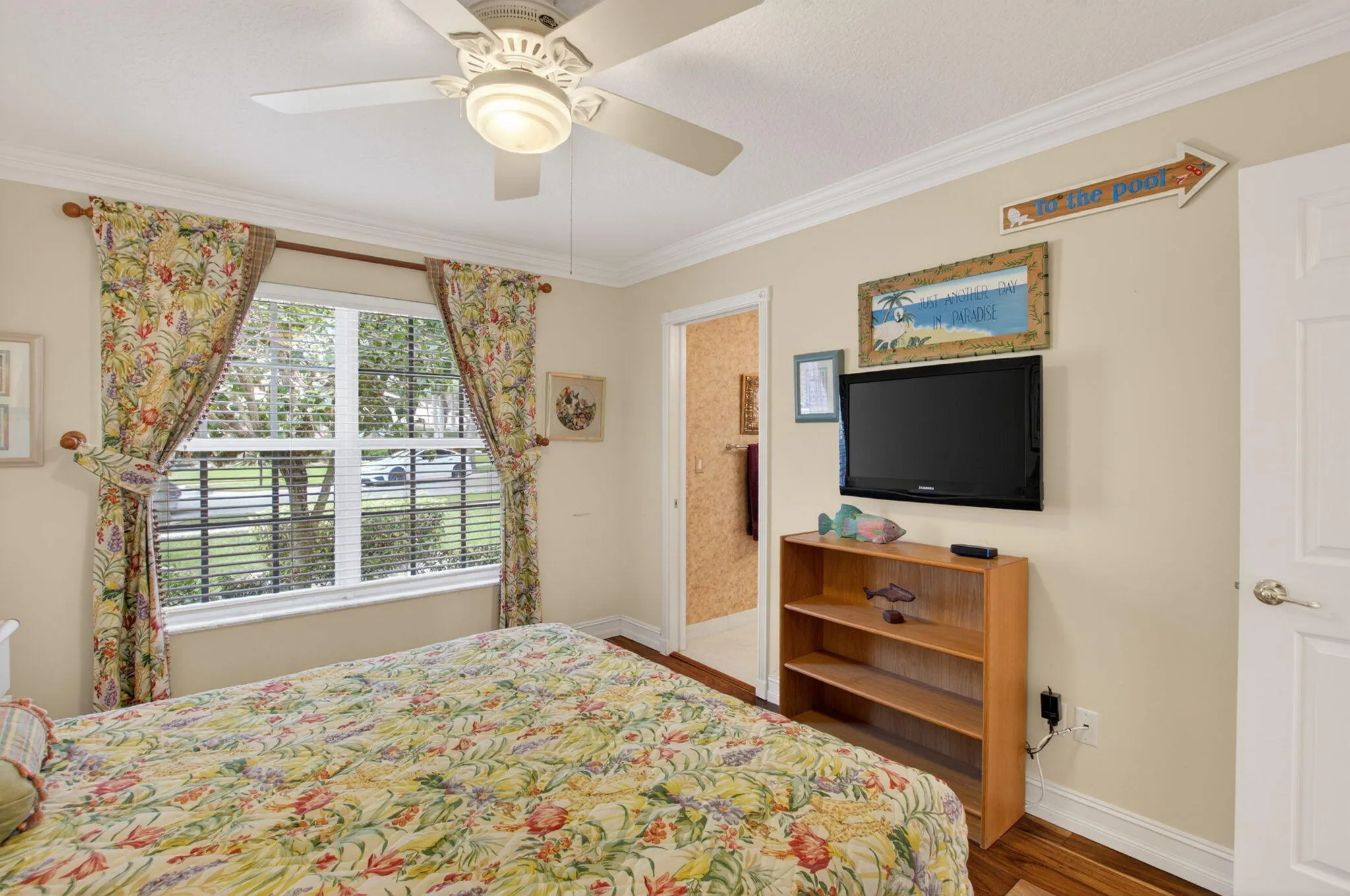 GUEST BEDROOM