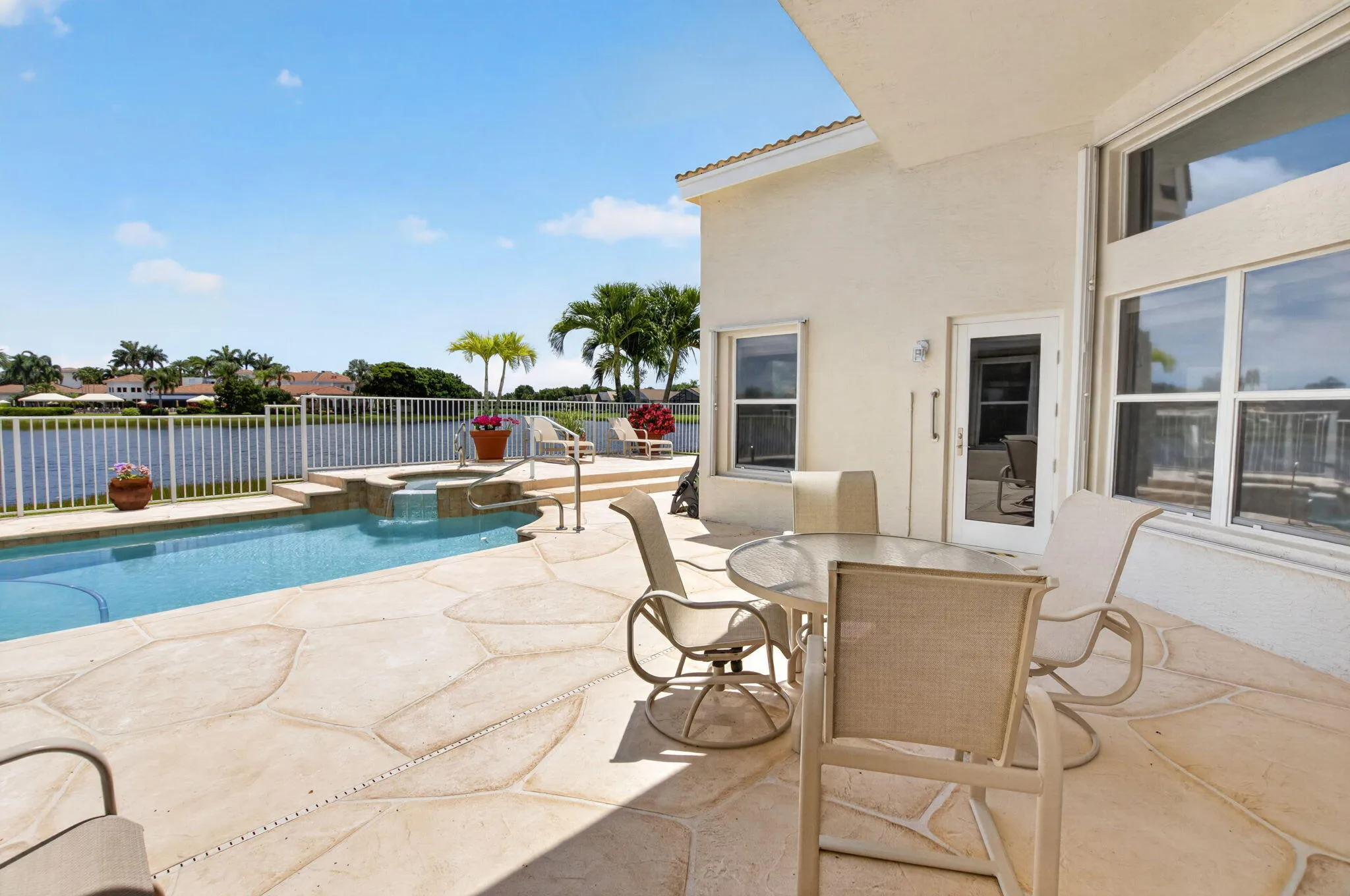 COVERED LANAI AND POOL/SPA