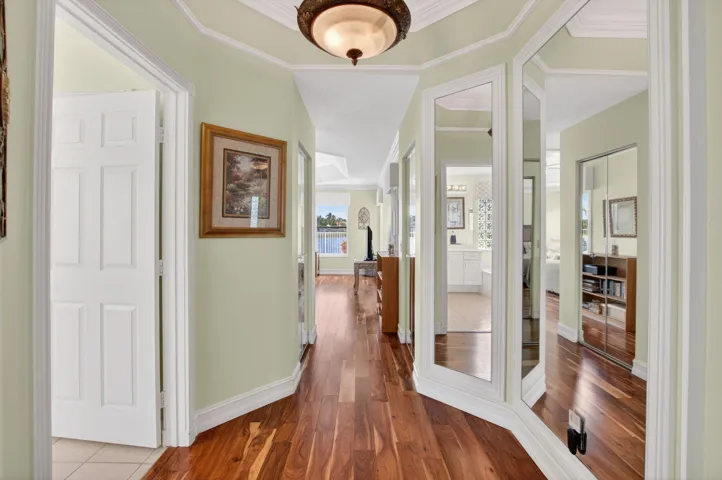HALLWAY TO PRIMARY BEDROOM/BATHROOM