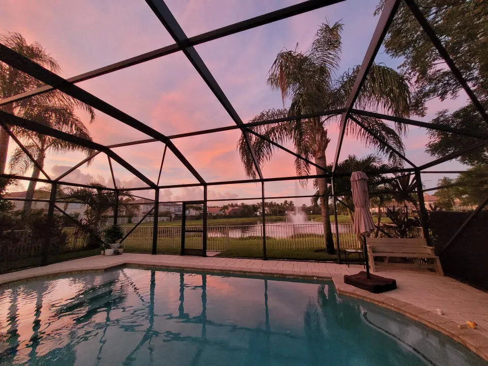 Pool & Lake view