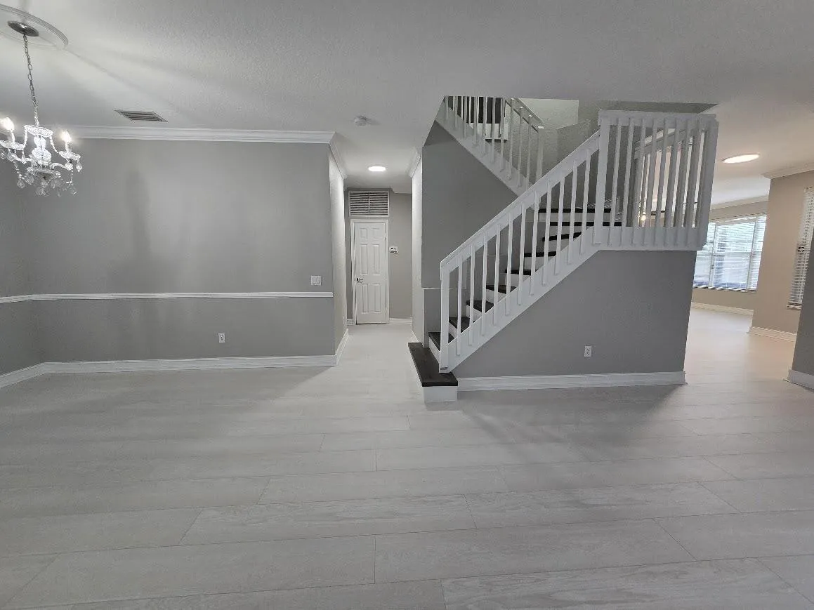 Livingroom and stairs