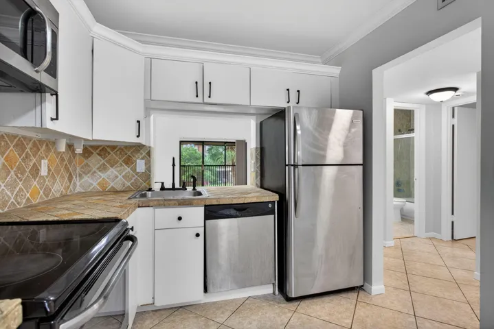 8-web-or-mls-4251 -9709