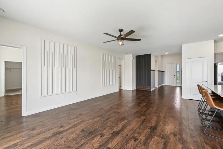 10-web-or-mls-Birkdale Dr-S0506-010