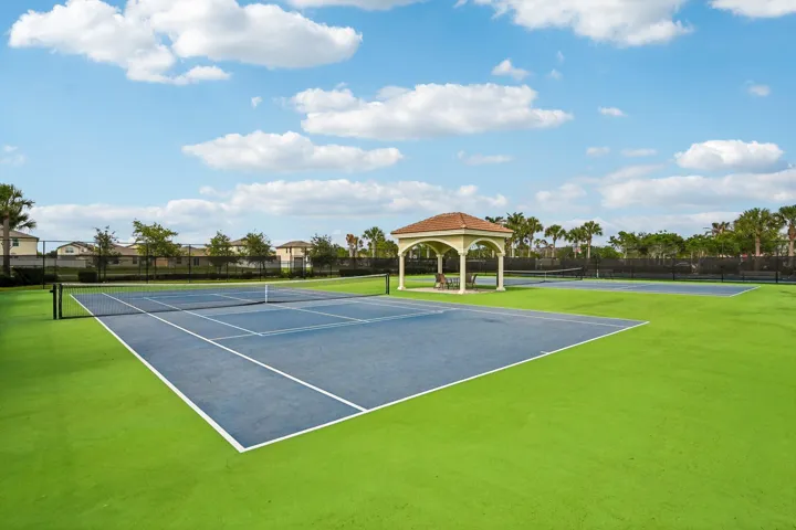 56-web-or-mls-Birkdale Dr-0506-906