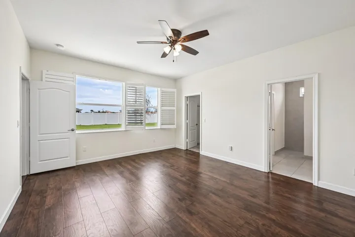 26-web-or-mls-Birkdale Dr-S0506-026