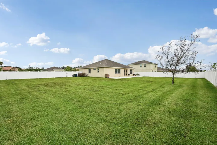 38-web-or-mls-Birkdale Dr-S0506-038
