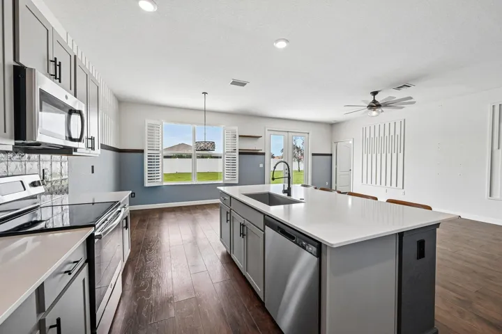 16-web-or-mls-Birkdale Dr-S0506-016