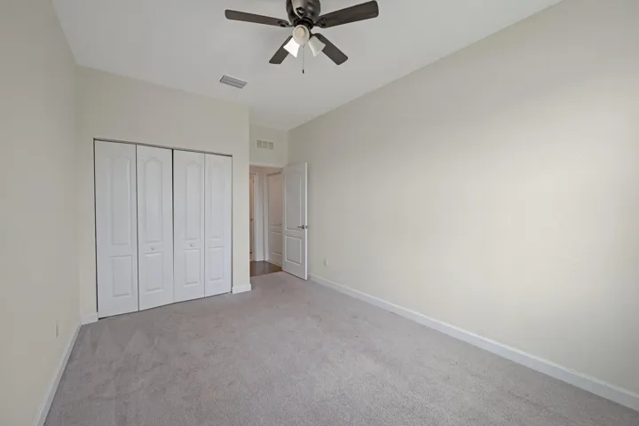 22-web-or-mls-Birkdale Dr-S0506-022