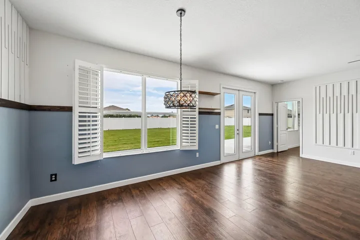 11-web-or-mls-Birkdale Dr-S0506-011