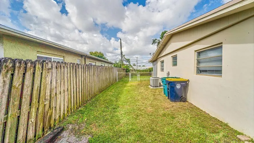 Property photo 40